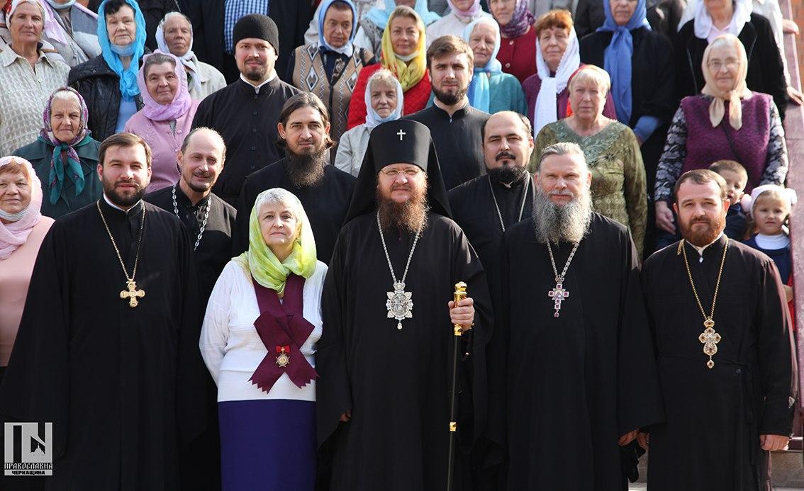 Архієпископ Феодосій очолив Літургію в черкаському храмі Різдва Христового