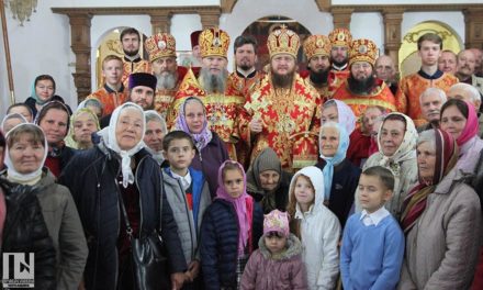 В день памяти святых мучениц Веры, Надежды, Любови и матери их Софии архиепископ Феодосий возглавил храмовый праздник в Черкассах