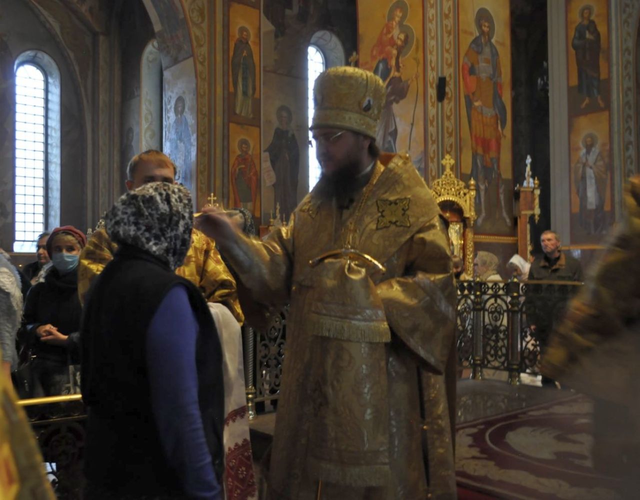 Архиепископ Феодосий совершил всенощное бдение накануне Недели 18-й по Пятидесятнице