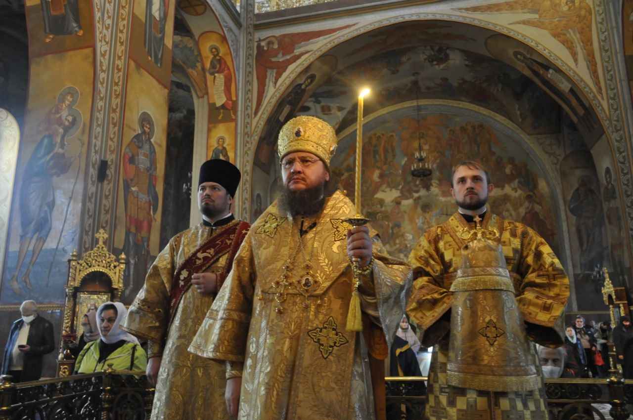 Архиепископ Феодосий совершил всенощное бдение накануне Недели 19-й по Пятидесятнице