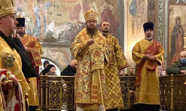 Архиепископ Феодосий совершил всенощное бдение накануне Недели 25-й по Пятидесятнице