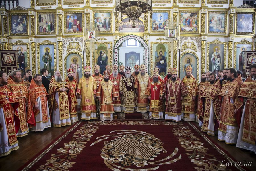 Архиепископ Черкасский и Каневский Феодосий принял участие в торжествах Нежинской епархии (+ВИДЕО)