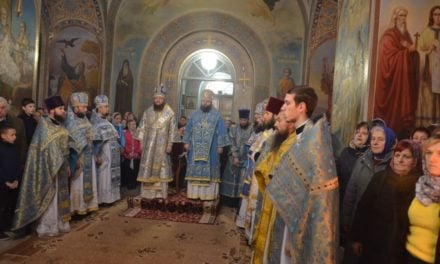 Архиепископ Черкасский и Каневский Феодосий возглавил празднование 125-летия храма в Ровенской епархии