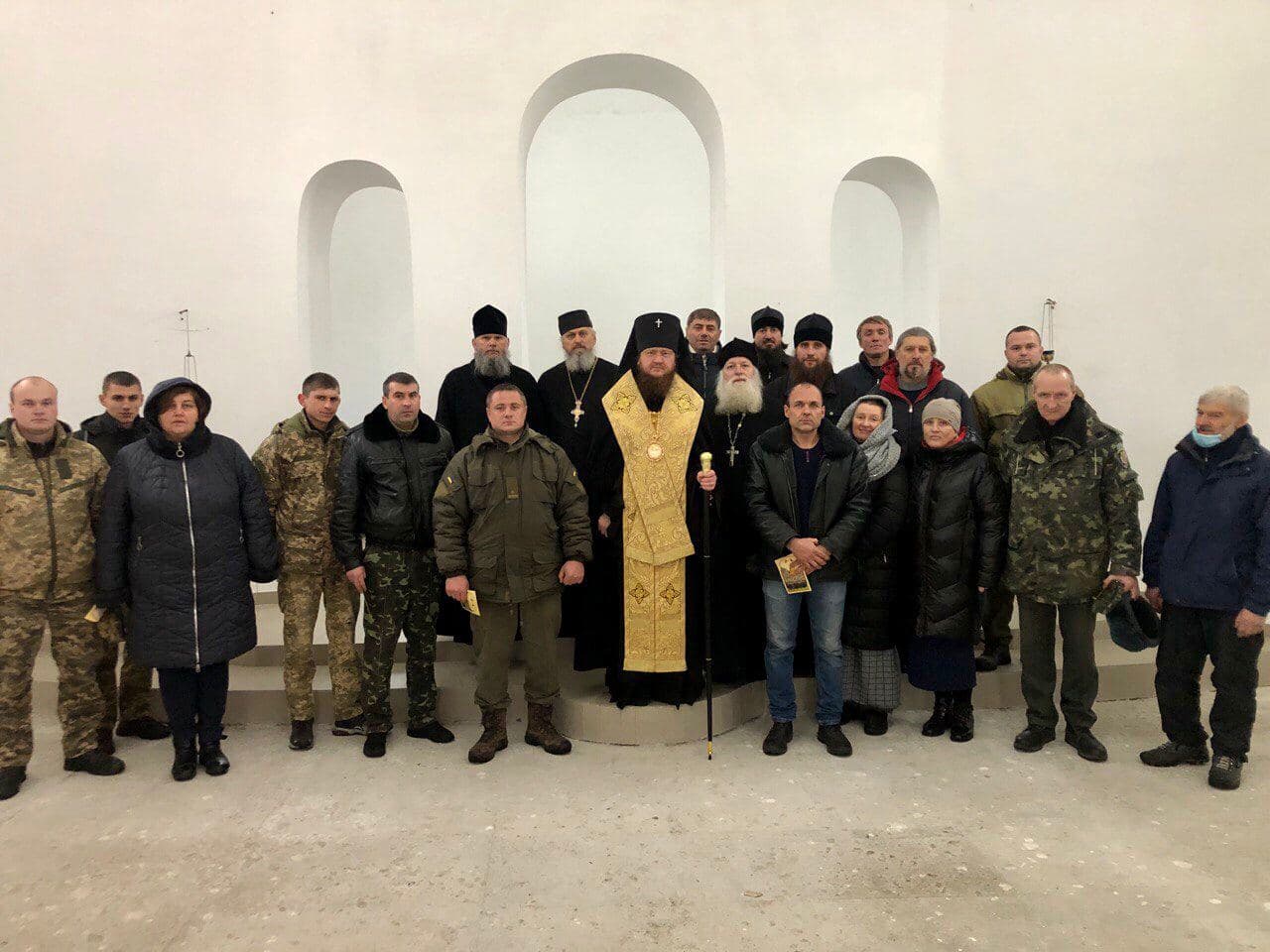 Архиепископ Черкасский и Каневский Феодосий посетил Черкасскую исправительную колонию