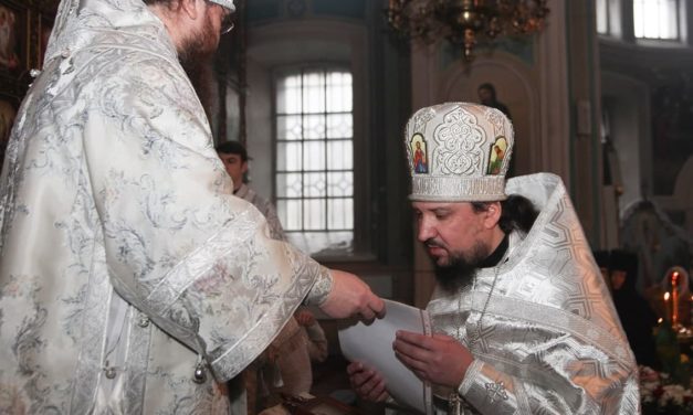 Архієпископ Феодосій озвучив кадрові рішення стосовно Золотоніського благочиння Черкаської єпархії та Успенського собору