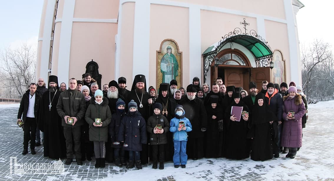 Архиепископ Феодосий посетил одну из старейших святых обителей – Свято-Троицкий Мотронинский монастырь