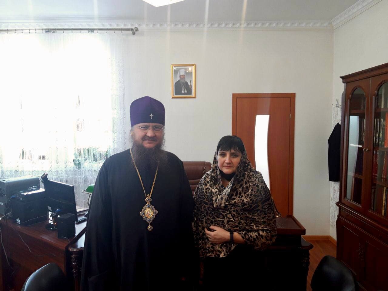 Архієпископ Феодосій зустрівся з директором Черкаського кооперативного економіко-правового коледжу