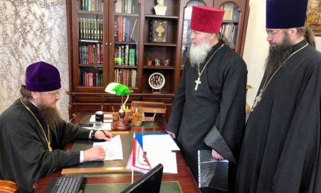 Архиепископ Феодосий благословил проекты нового строительства и благоустройства храмов