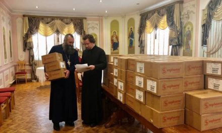 Черкасская епархия благотворительно передала медикаменты во все больницы Черкасс, храмы и монастыри епархии