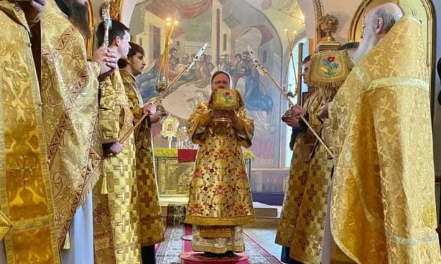 Архиепископ Феодосий совершил Литургию в Неделю о Страшном Суде