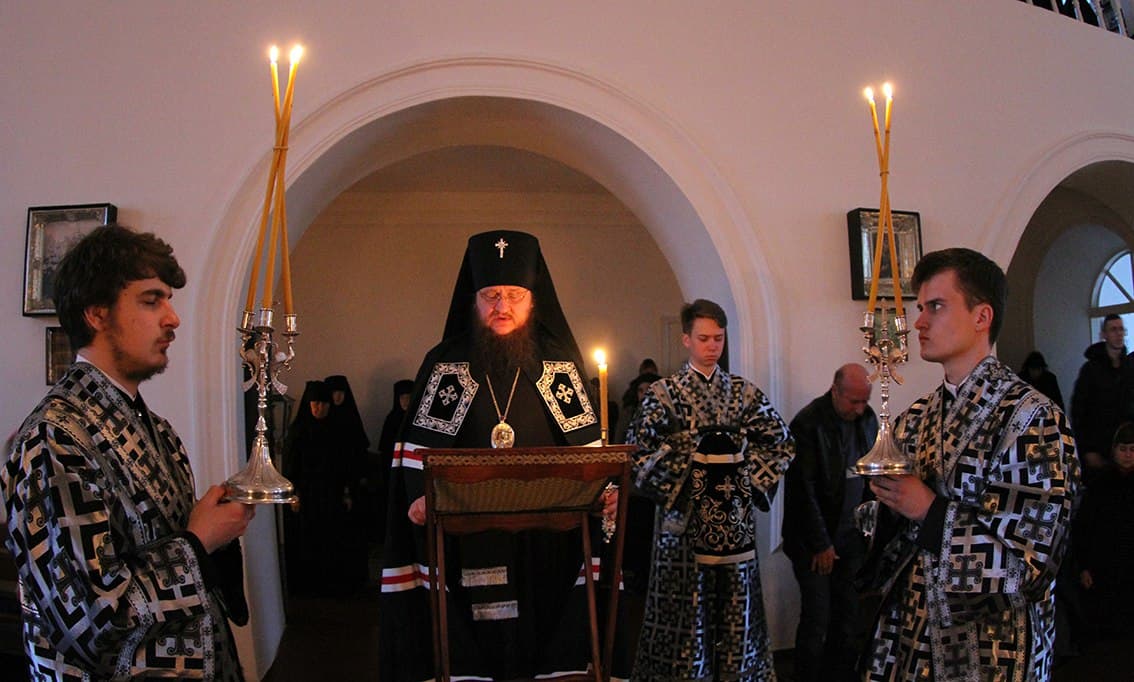 Архиепископ Феодосий завершил чтение покаянного канона прп. Андрея Критского