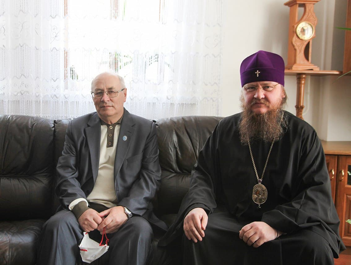 Архиепископ Феодосий встретился с главой Черкасской областной организации Национального союза краеведов Украины