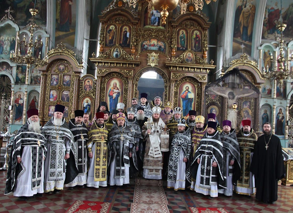 Состоялись общая исповедь и соборная Литургия духовенства Золотоношского и Каневского благочинных округов Черкасской епархии