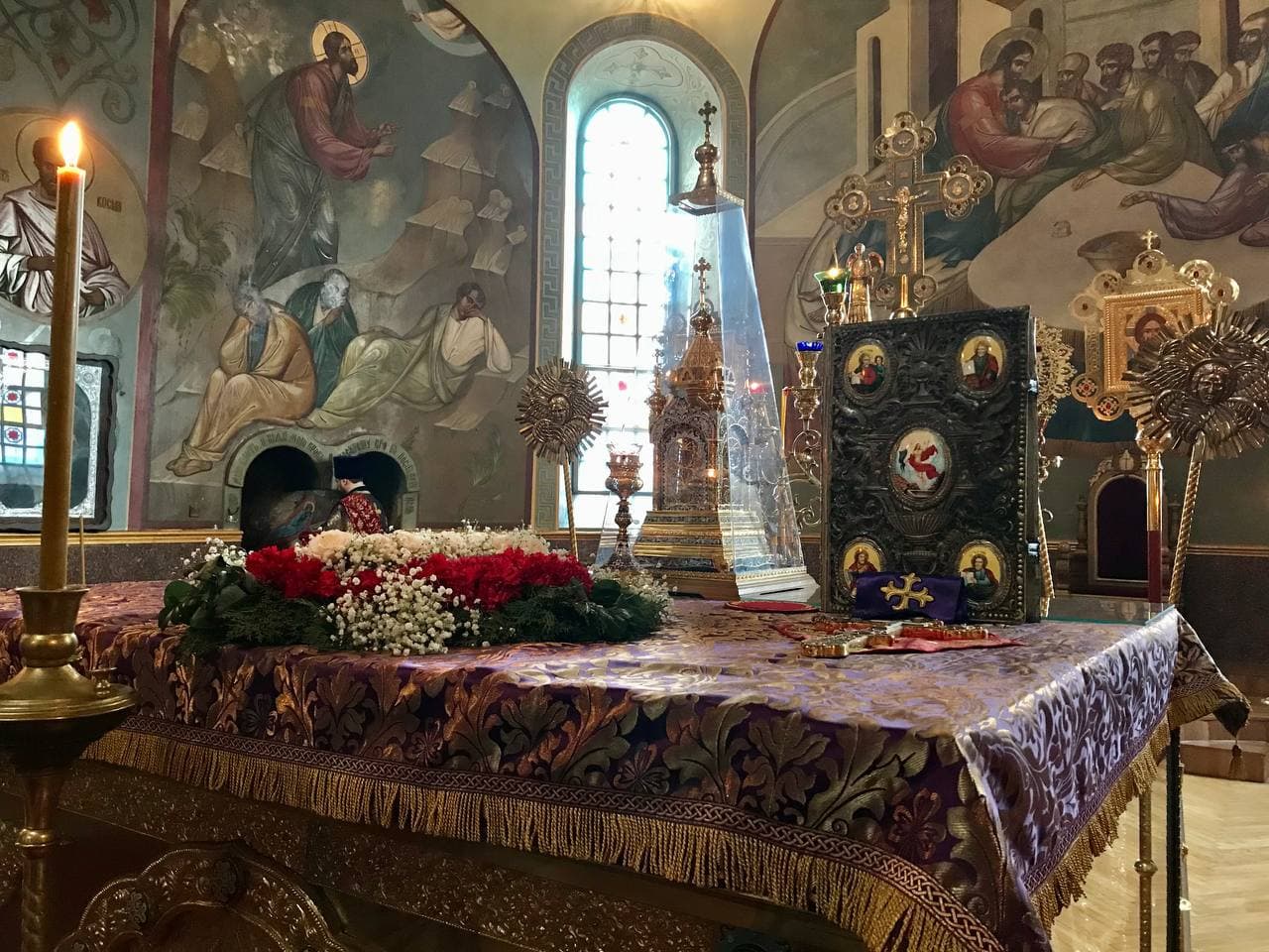 Архиепископ Черкасский и Каневский Феодосий совершил всенощное бдение накануне Недели 3-й Великого поста