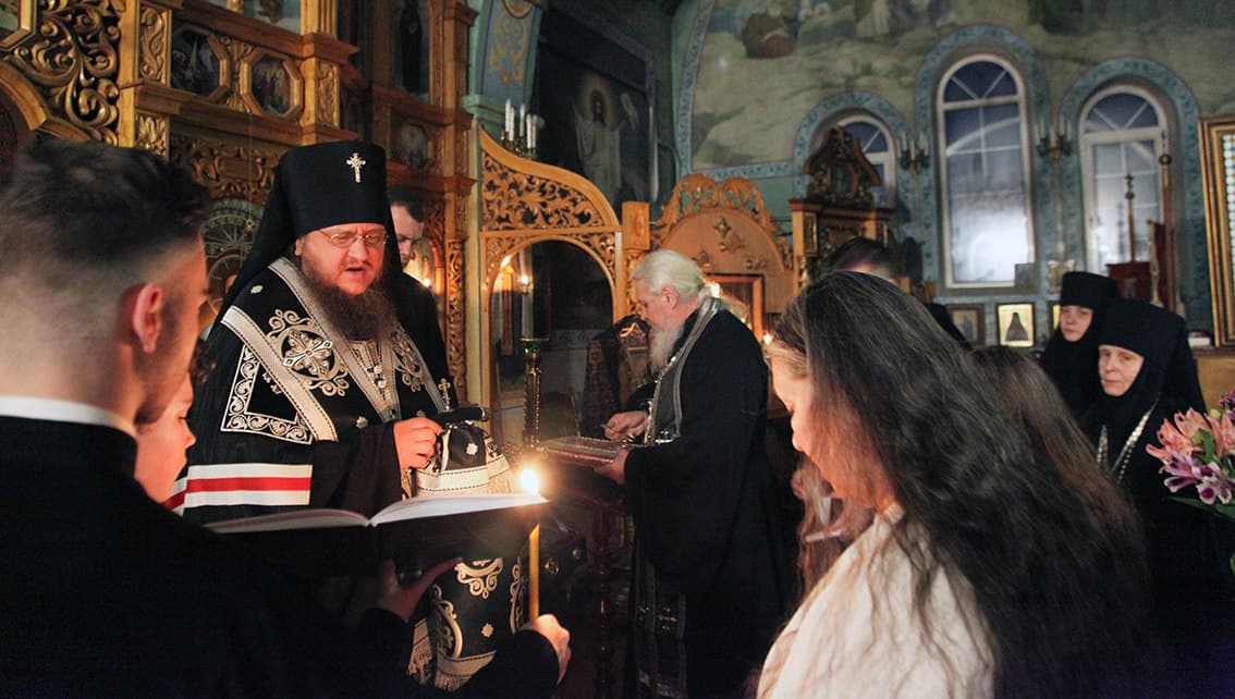 Архієпископ Феодосій звершив чернечий постриг у Спасо-Преображенському Стеблівському жіночому монастирі