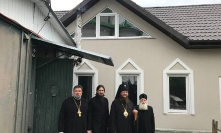 Архиепископ Феодосий осмотрел ход строительства резиденции Черкасских и Каневских архиереев в г.Каневе