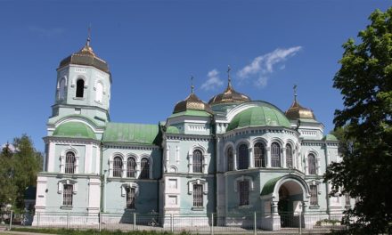 Архиепископ Феодосий совершил освящение престола в боковом приделе Свято-Успенского собора г.Золотоноша