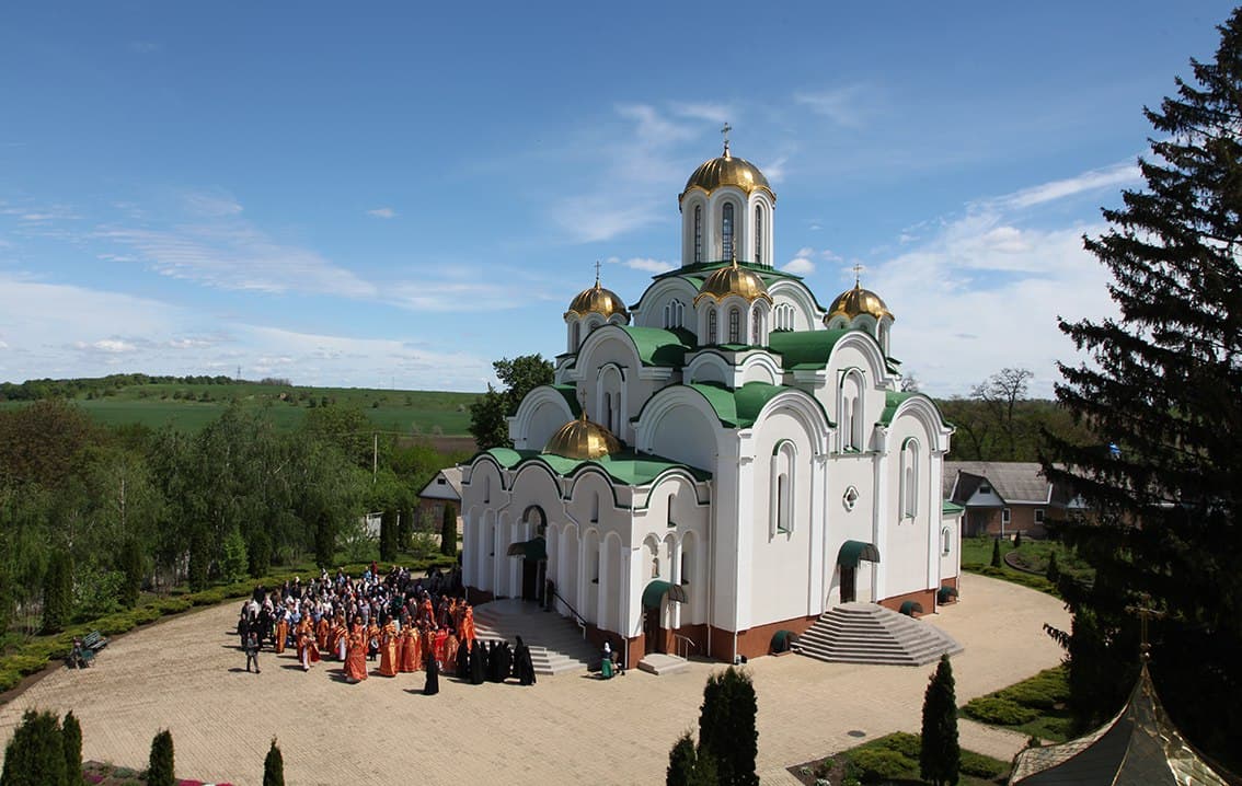 Архієпископ Феодосій очолив престольне свято у скиту Покровського Красногірського монастиря