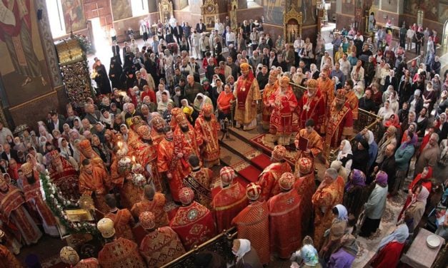 В Черкассах состоялись торжества по случаю памяти прмч.Макария, мощи которого покоятся в кафедральном соборе