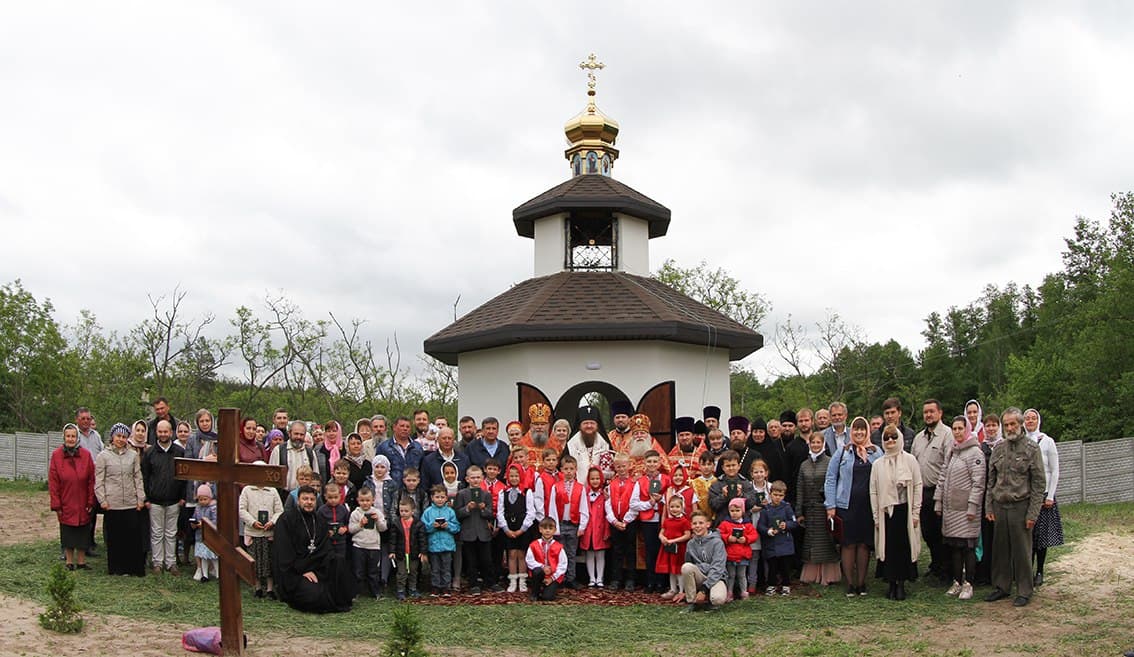 Архиепископ Феодосий совершил освящение вновь построенной часовни в первой Черкасской православной гимназии