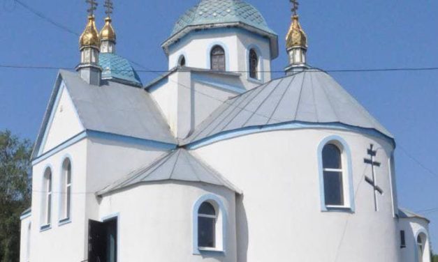 Архиепископ Черкасский и Каневский Феодосий совершил освящение росписей и Литургию в храме Катеринополя