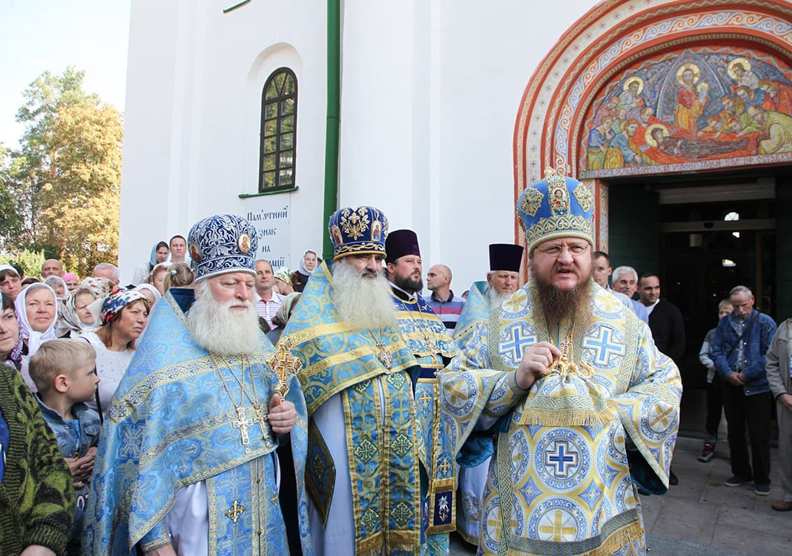 Митрополит Феодосій благословив дітей та учнів Канівщини на новий навчальний рік
