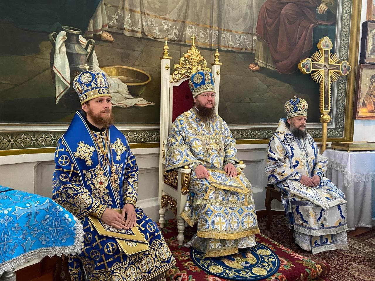 Соборное архиерейское богослужение на престольный праздник Золотоношского Красногорского женского монастыря