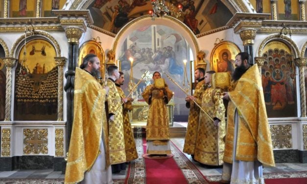 Літургія в Неділю 18-ту після П’ятидесятниці в Архангело-Михайлівському кафедральному соборі м.Черкаси