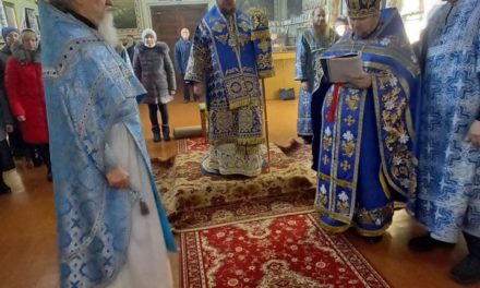 Літургія в день свята Введення у храм Пресвятої Богородиці у храмі смт.Ірклієва