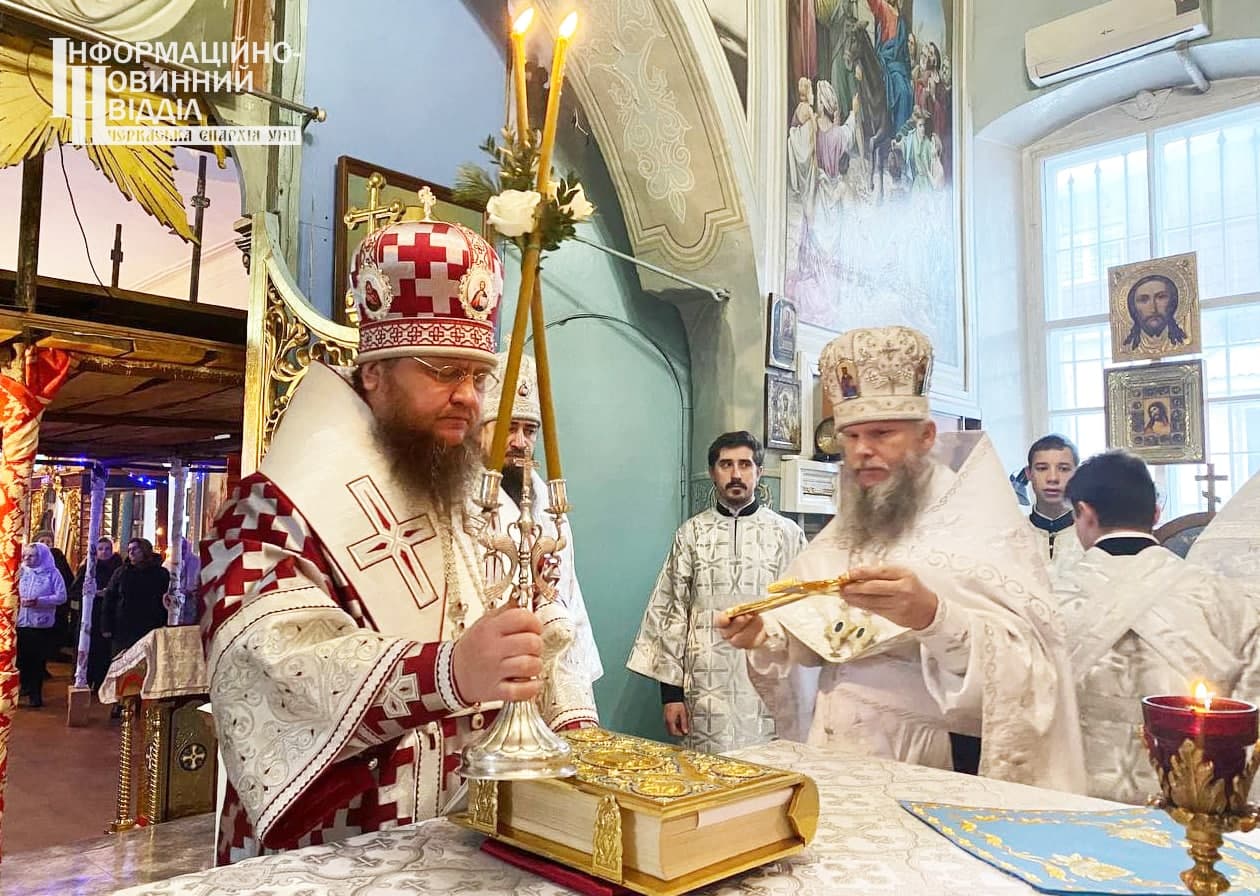 Митрополит Феодосій очолив Літургію в монастирі Різдва Пресвятої Богородиці м.Черкаси