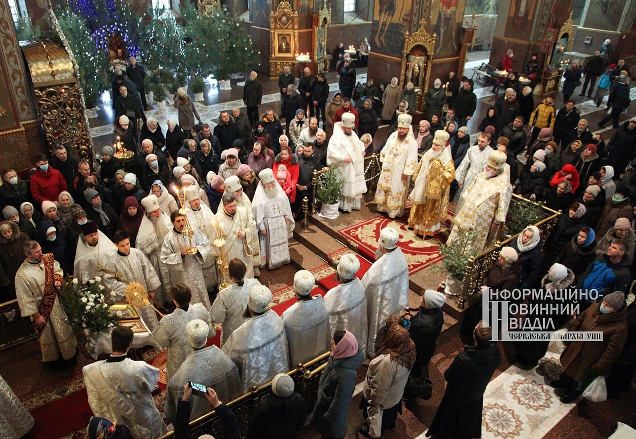 В Черкасах відбулося урочисте соборне архієрейське богослужіння