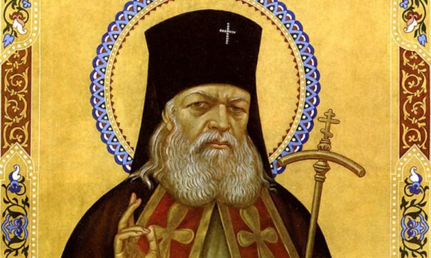 В день знайдення мощей свт.Луки Кримського митрополит Феодосій звершив літургію Передосвячених Дарів