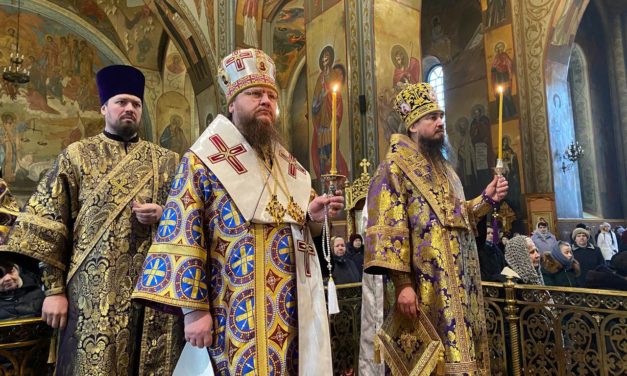 Митрополит Феодосий возглавил всенощное бдение накануне Недели Торжества Православия