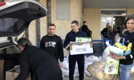 Черкаська єпархія передала гуманітарну допомогу біженцям з дітьми