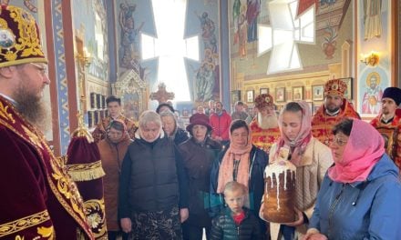 Беженцы, нашедшие приют в Черкассах, поблагодарили митрополита Феодосия за поддержку в трудное время