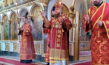 Митрополит Феодосій очолив всенічне бдіння напередодні Неділі 3-ї після Пасхи в Архангело-Михайлівському кафедральному соборі м.Черкаси