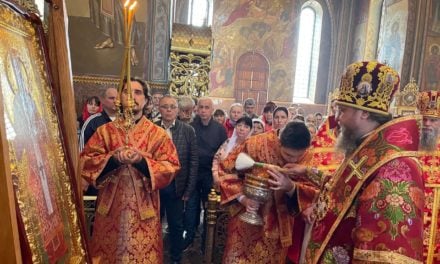 Митрополит Феодосій освятив ікону святителя Нектарія Егінського для Архангело-Михайлівського кафедрального собору в Черкасах