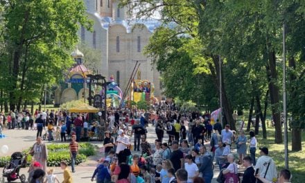 Черкаська єпархія провела маштабну благодійну акцію “Діти за мирне майбутнє”