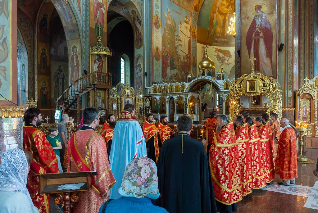 Митрополит Феодосій очолив традиційний соборний акафіст прпмч.Макарію