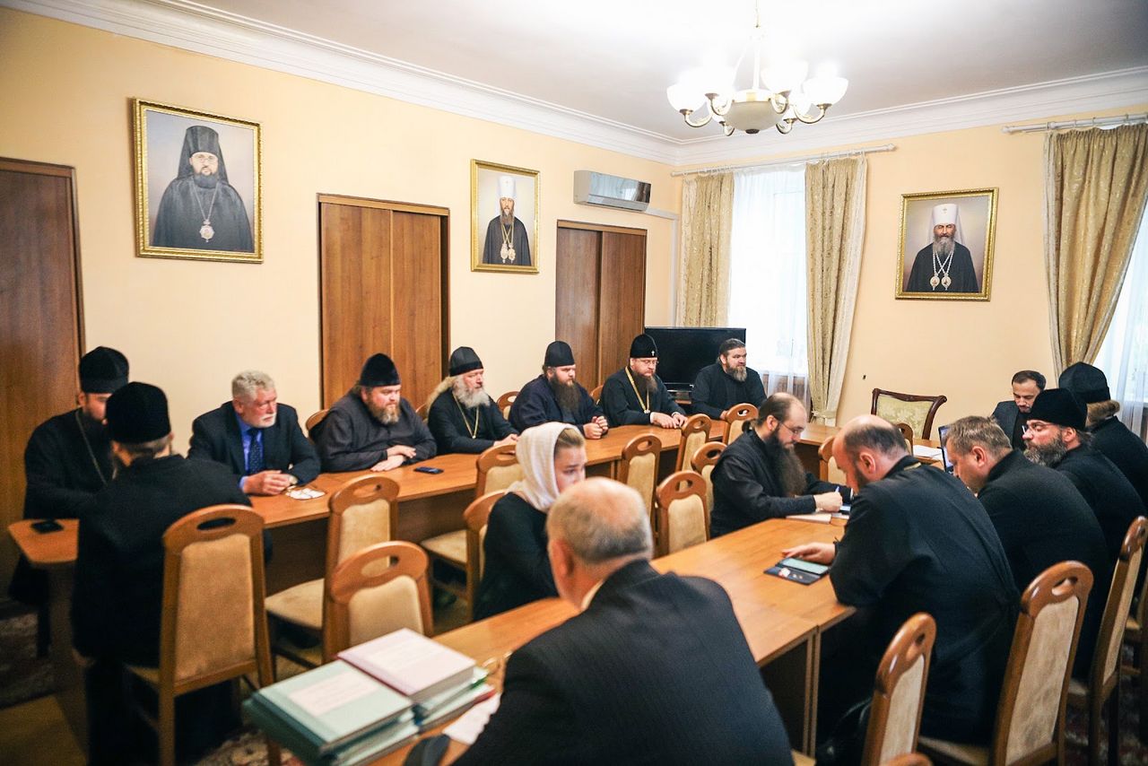Митрополит Феодосий принял участие в заседании кафедры церковно-практических дисциплин КДАиС