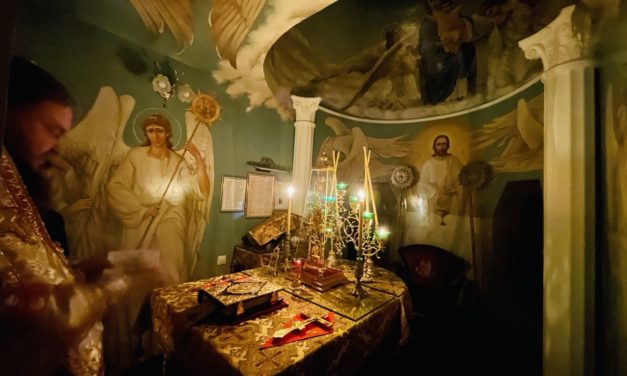 В день пам’яті святого князя Олександра Невського митрополит Феодосій звершив нічну Літургію