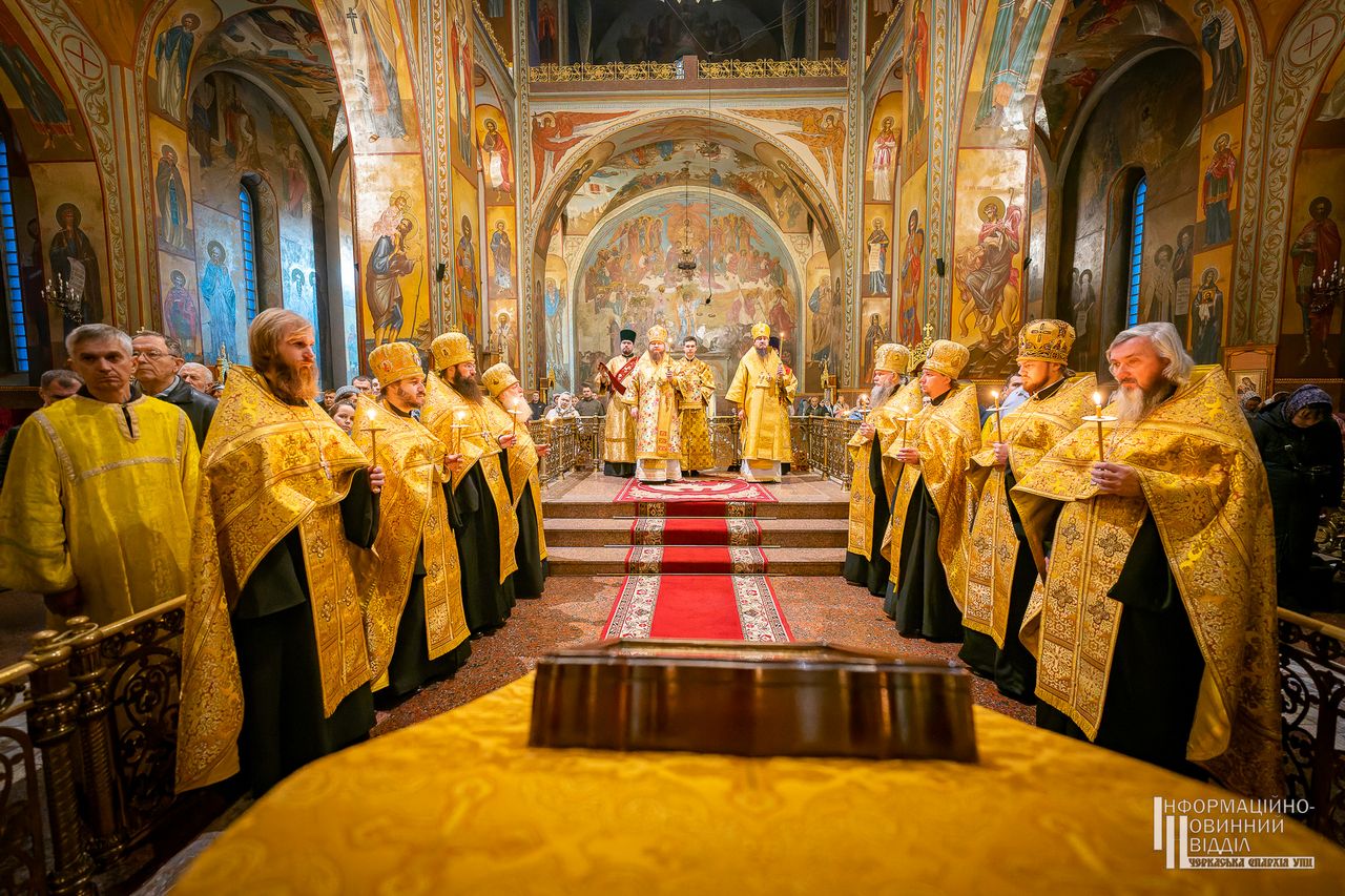 Митрополит Феодосий возглавил всенощное бдение в Архангело-Михайловском кафедральном соборе г.Черкассы