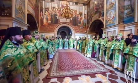 Митрополит Феодосий принял участие в праздновании 30-летия возрождения Киевской Духовной Академии (+ВИДЕО)