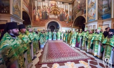 Митрополит Феодосій взяв участь у святкуванні 30-річчя відродження Київської Духовної Академії (+ВІДЕО)