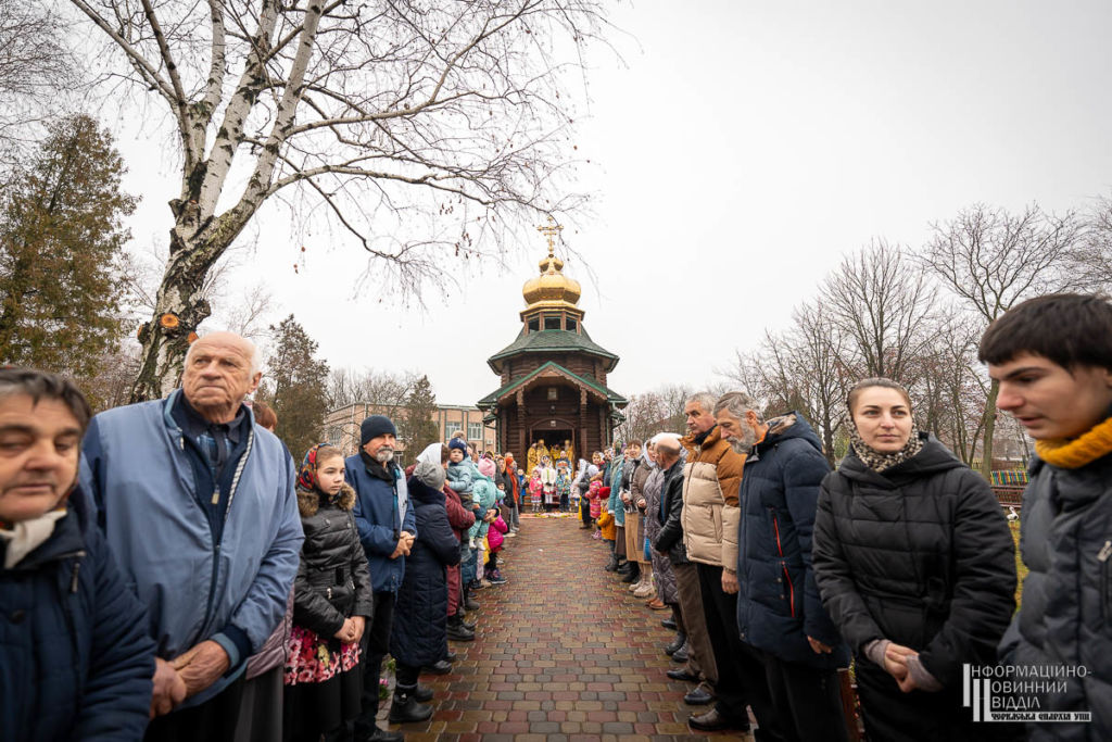 Митрополит Феодосій звершив Божественну літургію в с.Кліщинці (+ВІДЕО)