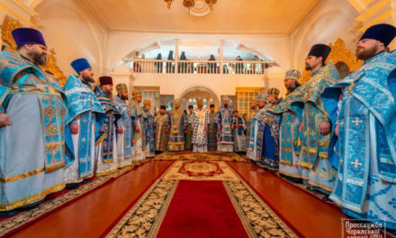 Митрополит Бориспільський і Броварський Антоній очолив святкову Літургію в Золотоніському монастирі Черкаської єпархії (+ВІДЕО)