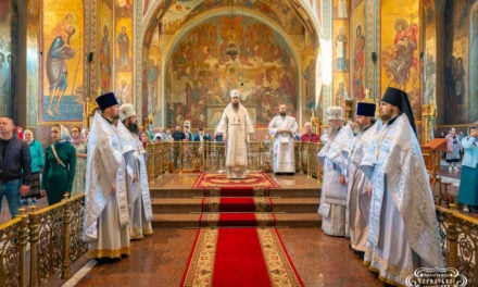 Літургія в Неділю 7-му після Пасхи в Архангело-Михайлівському кафедральному соборі м.Черкаси