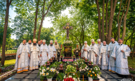 В третью годовщину преставления митрополита Софрония (Дмитрука) в Черкассах молитвенно почтили его память