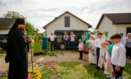 Єпископ Антоній звершив Літургію в престольне свято Черкаської православної гімназії (+ВІДЕО)