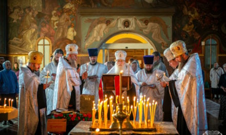У Черкаській єпархії відбулися богослужіння Покровської (Козацької) поминальної суботи